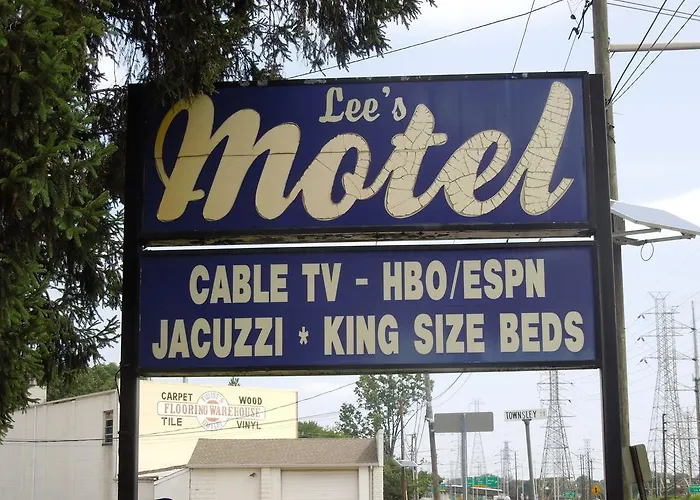 Motel: Lees Motel